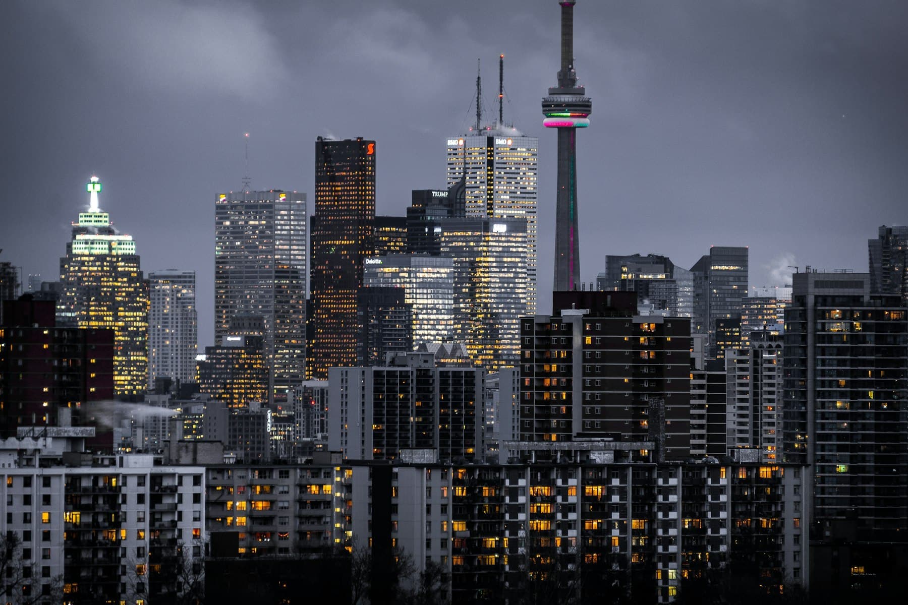 Toronto's skyscrapers and CN Tower at dusk